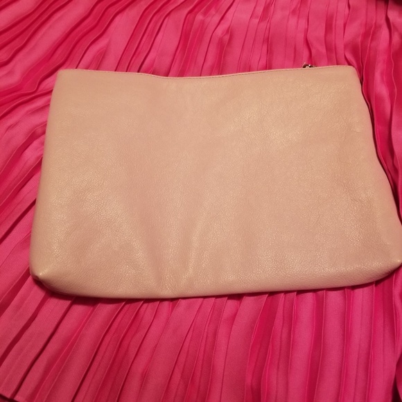 New banana Republic large pink studded clutch - Picture 3 of 4
